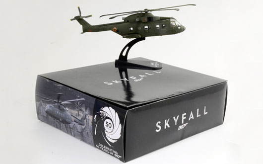 【楽天スーパーセール】 ITALERI - Model Cast Die - SKYFALL 101 AW 軍用機