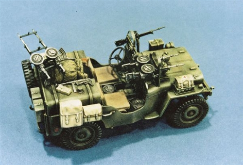 ITALERI 1/35 320 Military Vehicle Commando Car