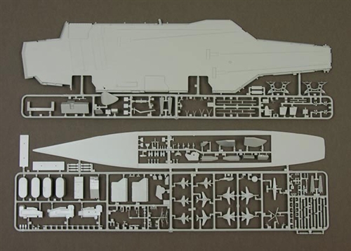 Sold at Auction: 4 Vintage Hobby Kits - including 1 Revell 1/720 scale  aircraft carrier USS Nimitz, 1/720 scale Italeri Carl Vinson aircraft  carrier, 1 Revell 1/720 scale USS Abraham Lincoln aircraft carrier, 1  Nichimo USS Enterprise mod