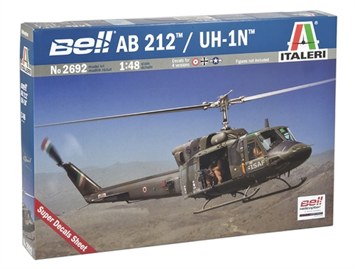 Helicopter gunship agusta bell 212 army italy helicopter nine 1/72e scale