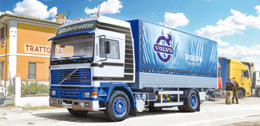 Italeri® Maquette camion Volvo F12 intercooler low roof (toit bas